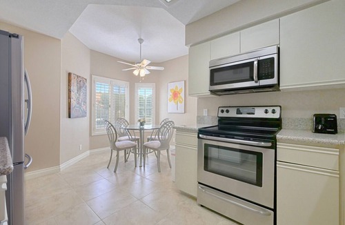 Palm Desert Condo | Stunning Palm Desert Getaway