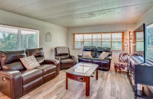 McKenna House | Stunning View! Peaceful Family Home w/Yard in Roy
