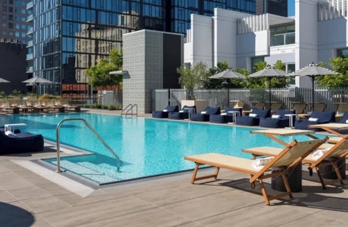 Downtown Los Angeles Apartment | Stylish 3BR Tower Apt w/Pool, Skydeck Haven Spot