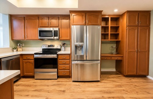 Mission Valley West Condo | Stylish Friars Rd Retreat w Resort Pool & Elevator