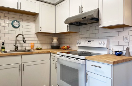 Desert Park Estates Condo | Stylish Getaway with Private Landscaped Backyard