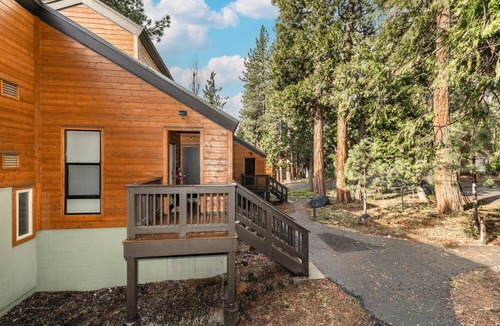 Dollar Point Condo | Stylish Mountain Condo-Near Tahoe City 3BR/2BA