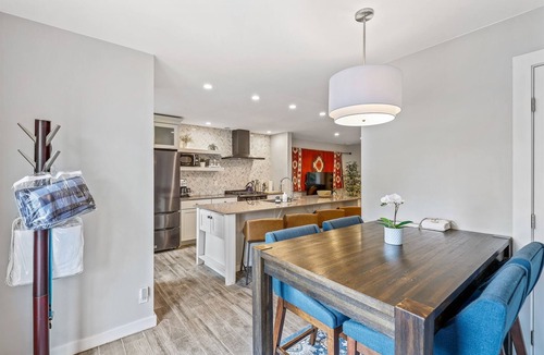 Southside House | Stylish Mountain Home! Walk to Downtown & NAU! Unbelievable Backyard!