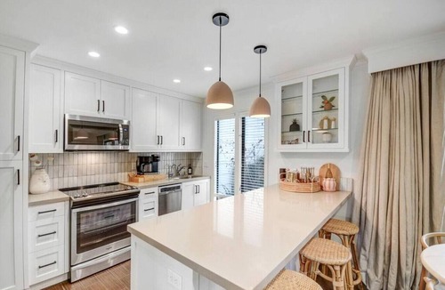 Napa Condo | Stylish Napa Stay Pool Access + 10 Min to DT