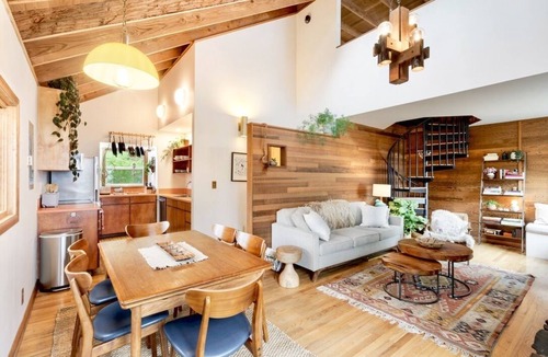 Neahkahnie Beach Cabin | Stylish Neahkahnie Cabin with a Stunning Seaview!