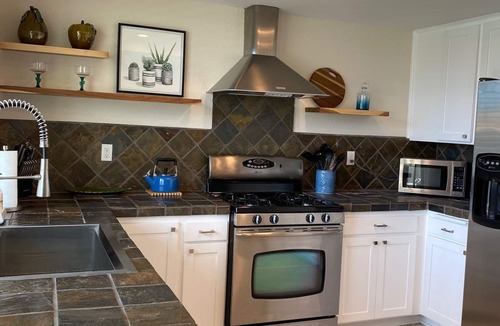 Palm Desert Condo | Stylish remodeled 3 bedroom 2 bath with great views!