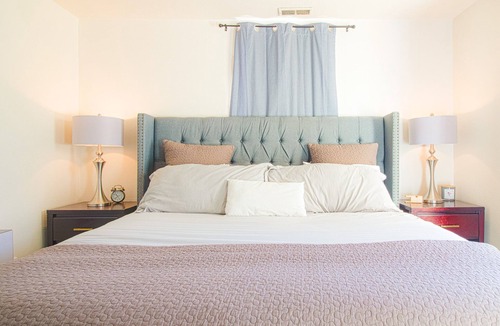 St. Helens House | Stylish St. Helens Bungalow Haven