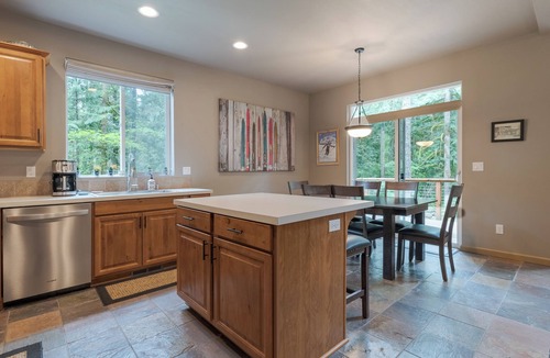 Zigzag Ski Chalet | Summer special, stay before 7/20/26 get third night half off.