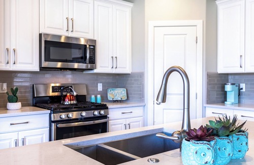 Sienna Hills House | Sun Haven! Pet Friendly!