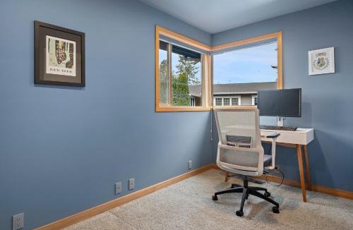 Bellingham House | Sunny Blue Beach House