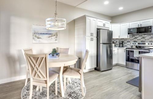 San Diego House | Sunny San Diego Condo w/Pool Access Near Wineries