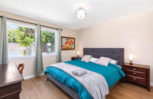 Hacienda Heights House | Sunny Spanish Villa Pool Parking & Privacy