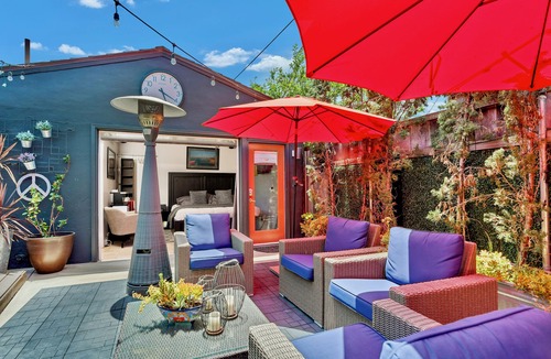 Sunset Cliffs Apartment | Sunset Cliffs Studio located 4 houses in from the water