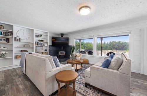 Ocean Park House | Sunset Shores - Ocean Front Family Retreat HOT TUB