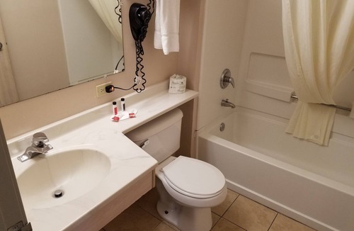 Ferndale Hotel | Super 8 by Wyndham Bellingham Airport/Ferndale