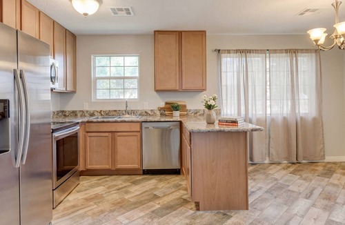 Paradise Villa | Superb 9-bedroom villa with AC in welcoming Las Vegas