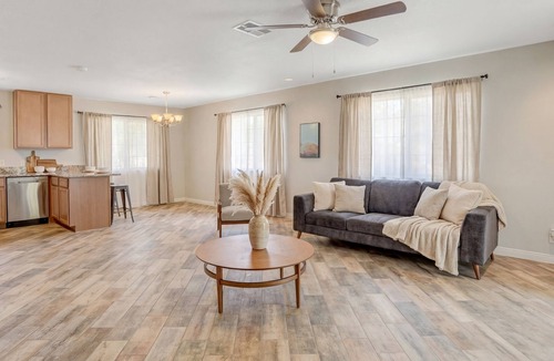 Paradise Villa | Superb 9-bedroom villa with AC in welcoming Las Vegas