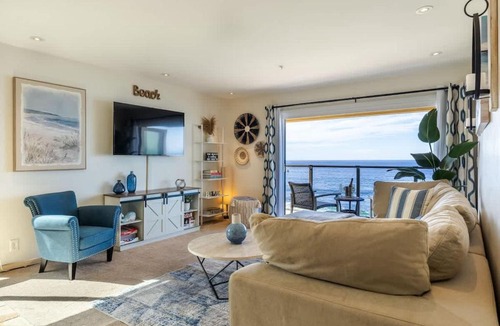 Village of La Jolla House | Sur La Mer, beachfront, tidal pools