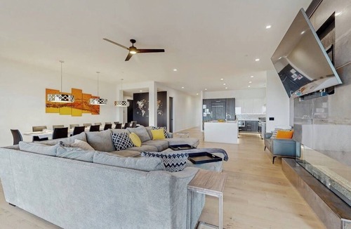 Coos Bay House | Sweeping Bay Views, Room for Everyone & A Hidden Door