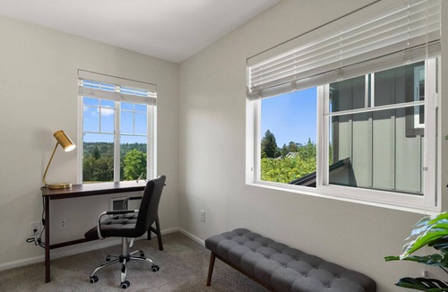 Education Hill House | Sweet Redmond 1BR w/Parking, nr Parks & Schools, by Blueground