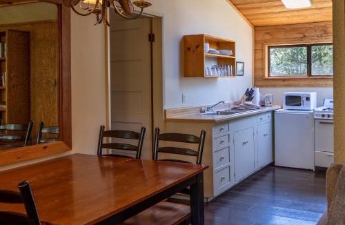 Mammoth Lakes Resort | Tamarack Lodge