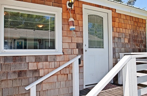 Oyehut-Hogans Corner Cottage | Ten Pines Cottage, Ocean Shores, WA