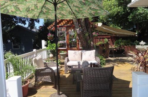 Roseburg Bed & Breakfast | Terraluna Inn