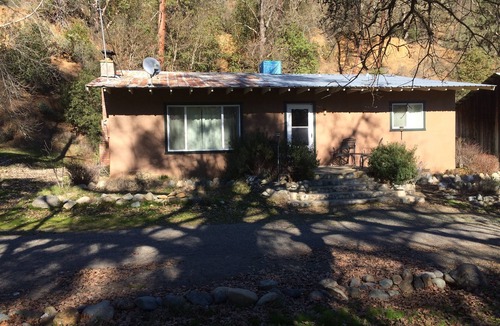 Douglas City House | The Arttus Ranch for fishing on the Trinity River