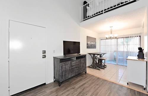 Palms Apartment | The Bagley Penthouse #310
