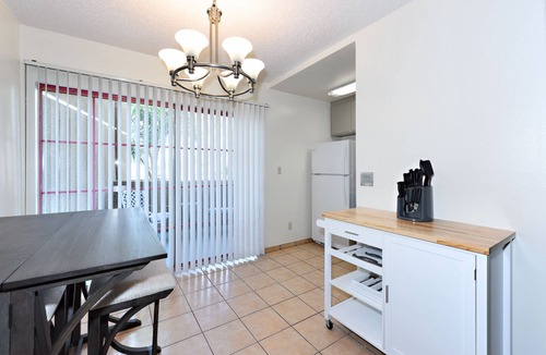 Palms Apartment | The Bagley Penthouse #310