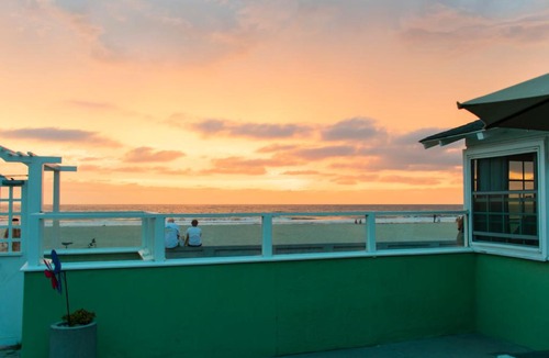 Pacific Beach Hotel | The Beach Cottages