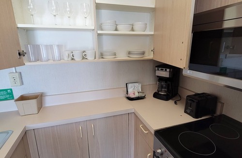 Pacific Beach Hotel | The Beach Cottages