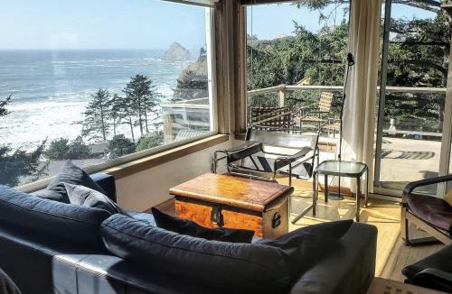 Oceanside House | The Blue Door