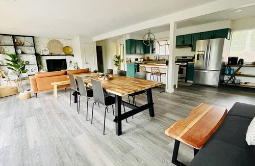 Redding House | {The Cessna Lookout} +Pool +Hot Tub +EV Charger