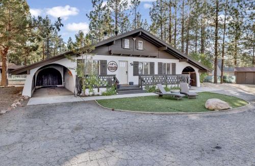 Big Bear House | The Cottage at Shay Meadows by Big Bear Vacations