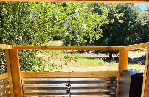 Descanso Cabin | "The Cottage" at Deer Valley Alpaca Farm