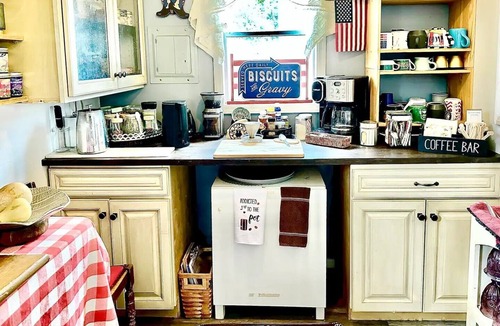 Kingman House | The Coyote Den #4: Experience Arizona Agritourism