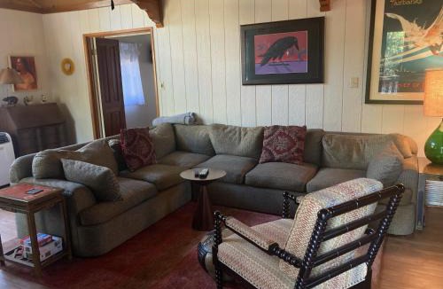 Idyllwild House | The Crow's Nest