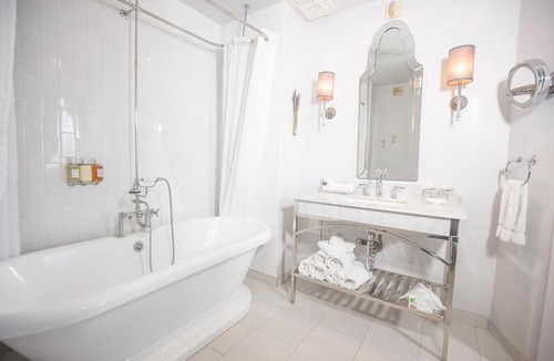 Downtown Culver City Hotel | The Culver Hotel