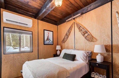 Tollgate Canyon Cabin | The Daydream / Unplug and unwind @ a four-season paradise
