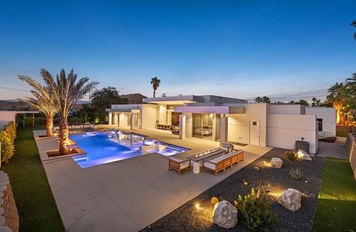 Palm Desert House | The Desert Mountain Compound