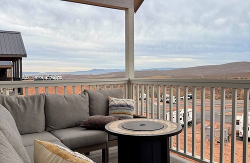 Ivins Cottage | The Desert Willow @ HSRV