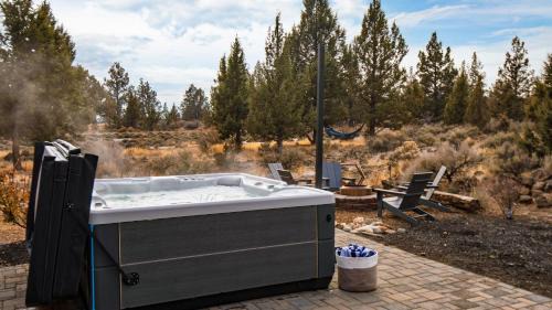 Bend Villa | The Gem Estate by AvantStay