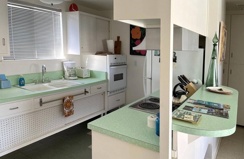 Desert Hot Springs Apartment | The Getaway 1BR #1: Pool, Mountain View, Kids/Pets welcome