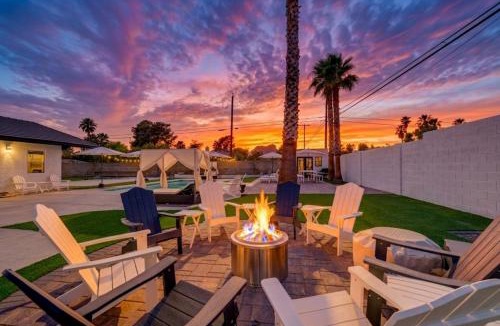 Spring Valley Villa | The Grand Oasis Estate - A Luxe Private Resort Near The Strip