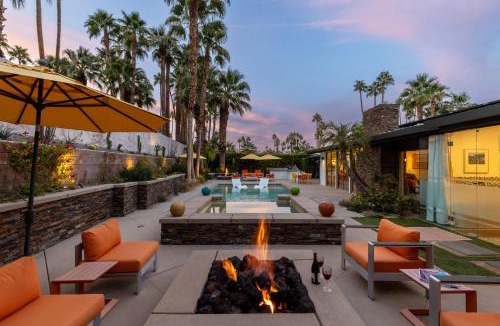 Vista Las Palmas House | The High Road