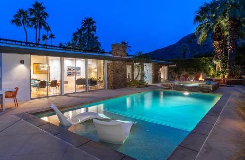 Vista Las Palmas House | The High Road