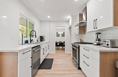 Portland House | The Hills of Dover