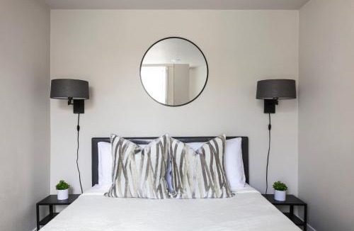 Gaslamp Quarter Apartment | The Historic Penn Hotel