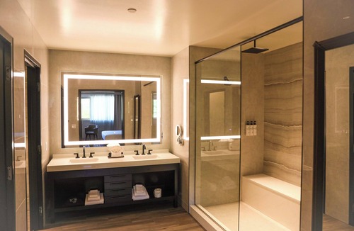 Tuolumne Hotel | The Hotel at Black Oak Casino Resort